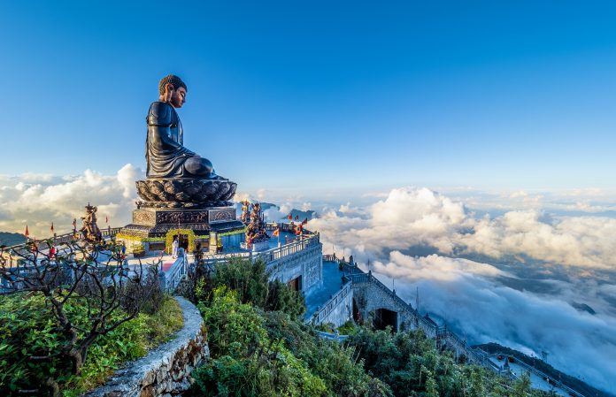 fansipan buddha statue