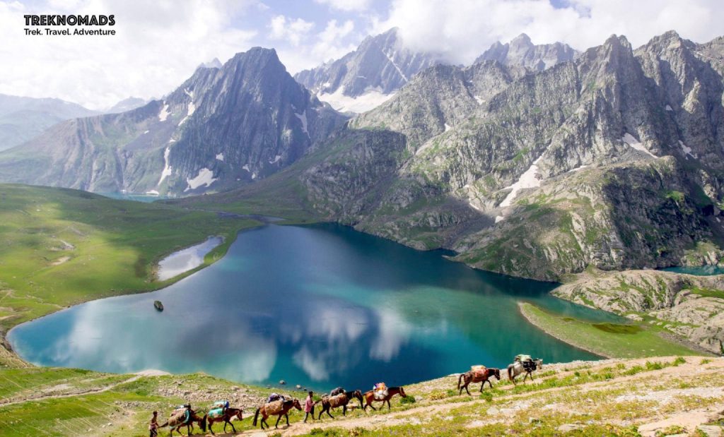 kashmir trekking great lakes