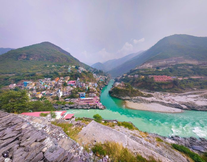 Trek to Valley of Flowers